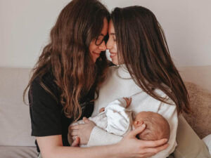 A Comprehensive Guide To IVF For Lesbian Couples